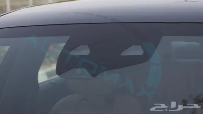 مرسيدس بنز E300 خليجي 2025 اصفار مع ضمان الوكيل 44