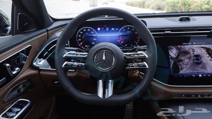 مرسيدس بنز E300 خليجي 2025 اصفار مع ضمان الوكيل 9