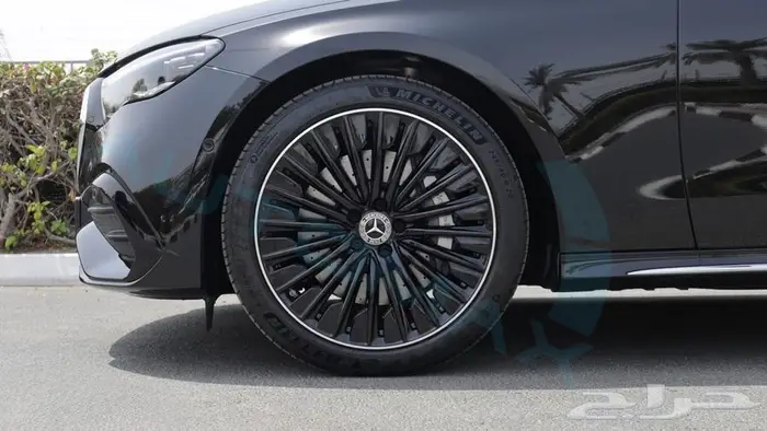مرسيدس بنز E300 خليجي 2025 اصفار مع ضمان الوكيل 48