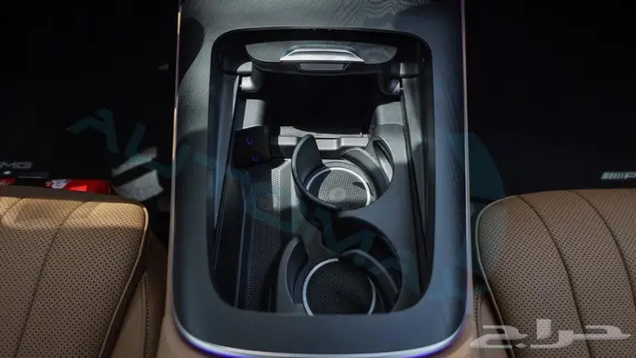 مرسيدس بنز E300 خليجي 2025 اصفار مع ضمان الوكيل 31
