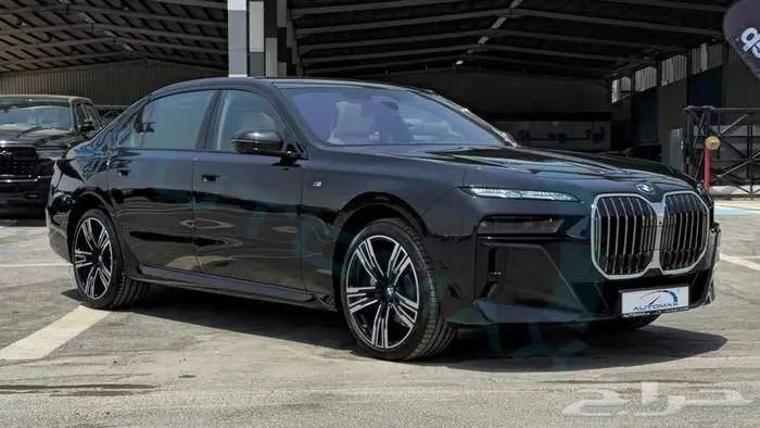 بي ام دبليو 735i M 2026 خليجي اصفار مع ضمان الوكيل 3