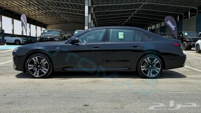 بي ام دبليو 735i M 2026 خليجي اصفار مع ضمان الوكيل 49