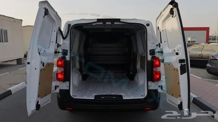 2025 CITROEN JUMPY CARGO VAN 2.0T HDI GCC ضمان الوكيل 21