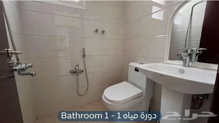 شقة للإيجار   حي العارض 3