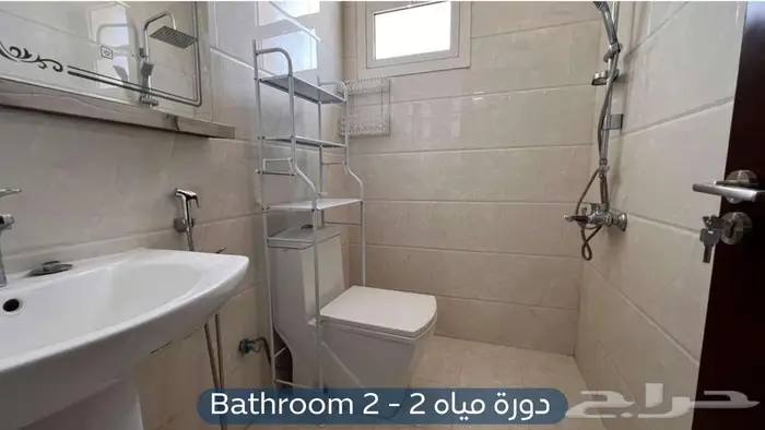 شقة للإيجار   حي العارض 11