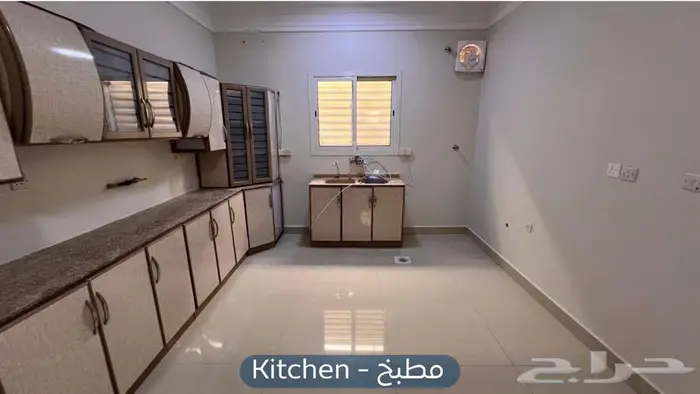 شقة للإيجار   حي العارض 5
