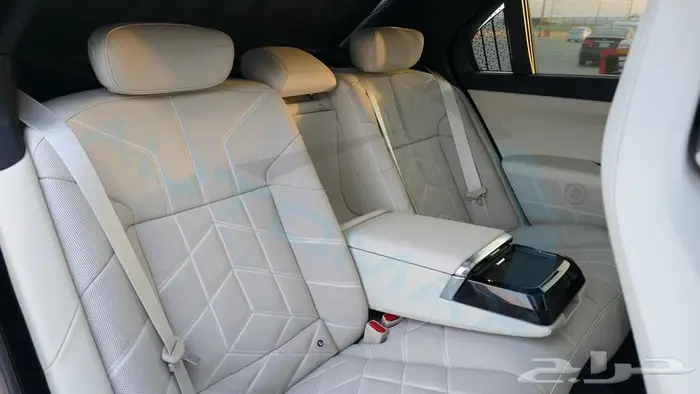 بي ام دبليو 735i M 2026 خليجي اصفار مع ضمان الوكيل 27