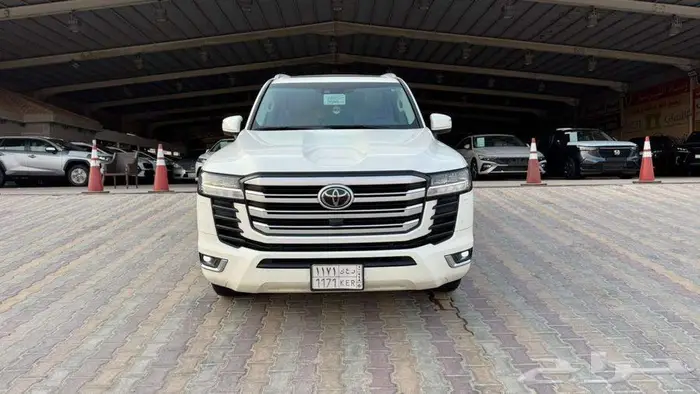 تويوتا لاندكروزر L5 GXR 2024 سعودي 2