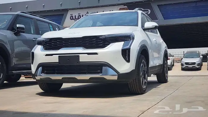 كيا سونيت GL موديل 2024 عروض وتخفيضات القيادة للسيارات 3