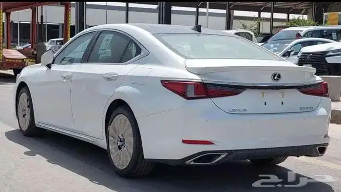 لكزس ES 350 CC 2025 جديدة للبيع قير اوتماتيك بنزين 6