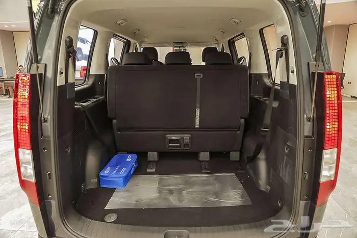 ستاريا ديزل 2025 قيادة سلسة بأوتوماتيك 7 سرعات وأمان متكامل 14