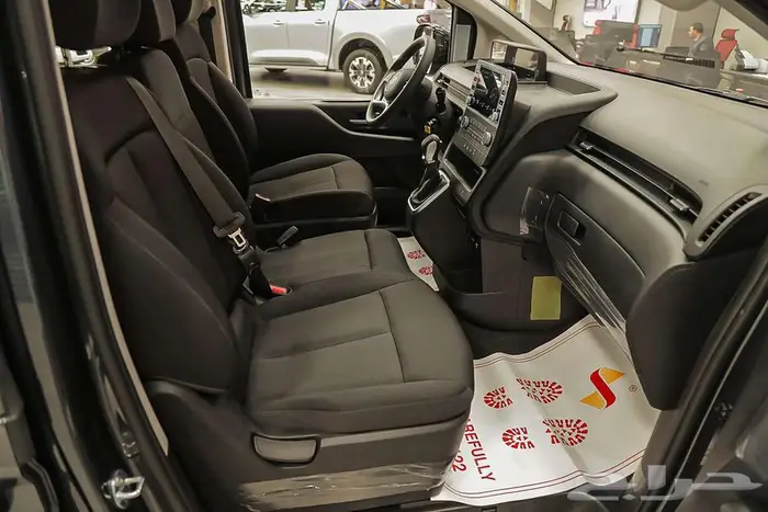 ستاريا ديزل 2025 قيادة سلسة بأوتوماتيك 7 سرعات وأمان متكامل 17