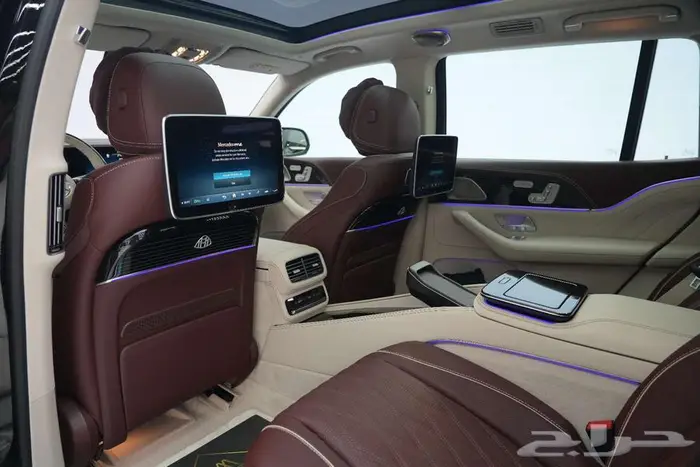 مرسيدس مايباخ GLS 600 موديل 2025 خليجي أسود ماهوجاني 12