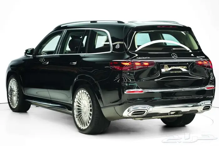 مرسيدس مايباخ GLS 600 موديل 2025 خليجي أسود ماهوجاني 3