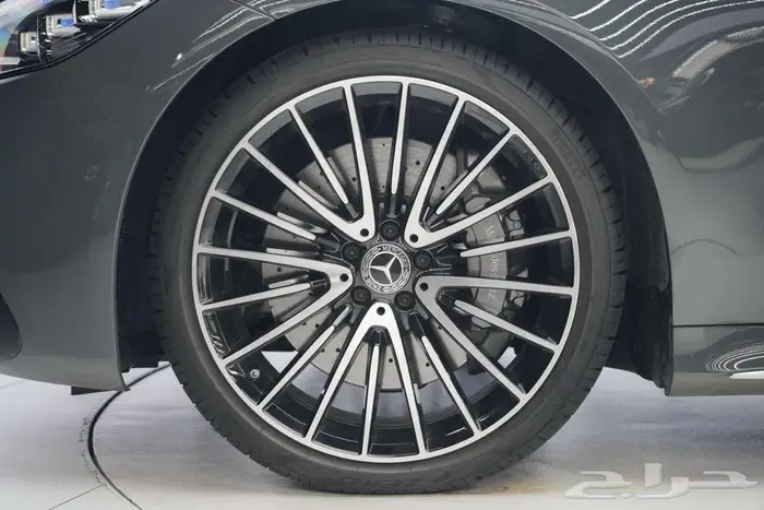 مرسيدس S 500 موديل 2025 أصفار خليجي رمادي سيليكون جملي 19