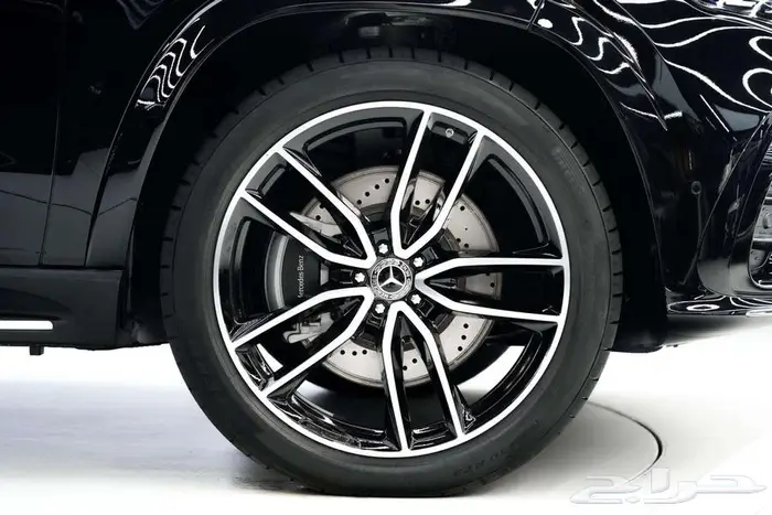 مرسيدس GLS 450 موديل 2025 أصفار خليجي أسود بني 19