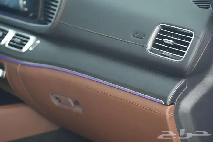مرسيدس GLS 450 موديل 2025 أصفار خليجي أسود بني 10