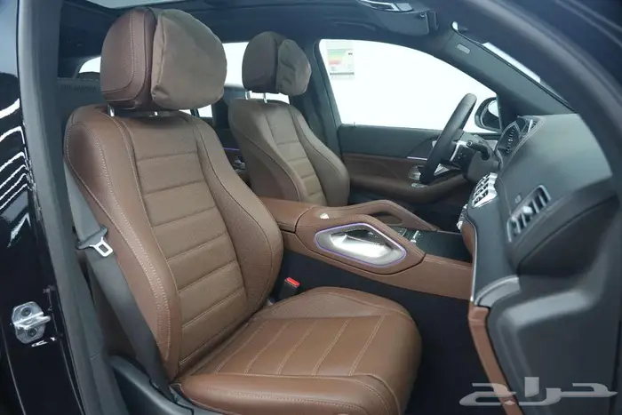 مرسيدس GLS 450 موديل 2025 أصفار خليجي أسود بني 8