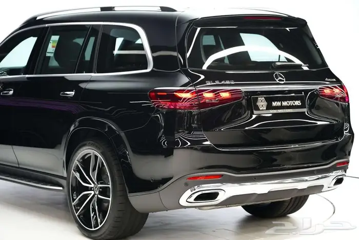 مرسيدس GLS 450 موديل 2025 أصفار خليجي أسود بني 5