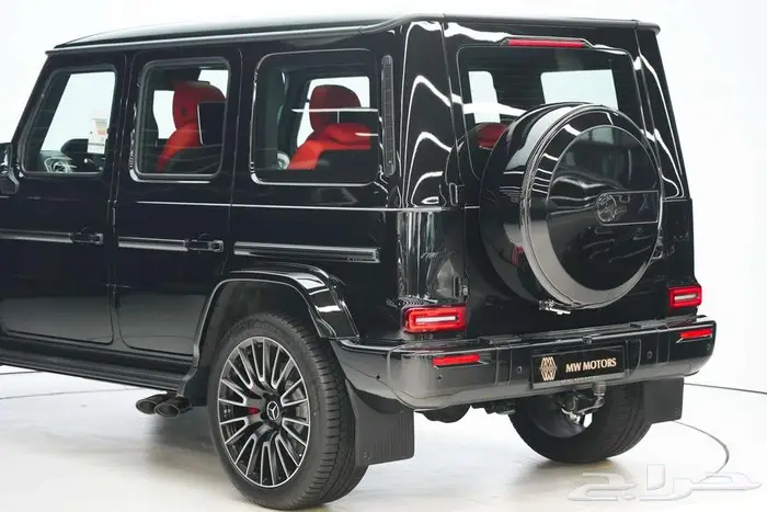 مرسيدس G 63 موديل 2025 أصفار خليجي أسود أحمر 5