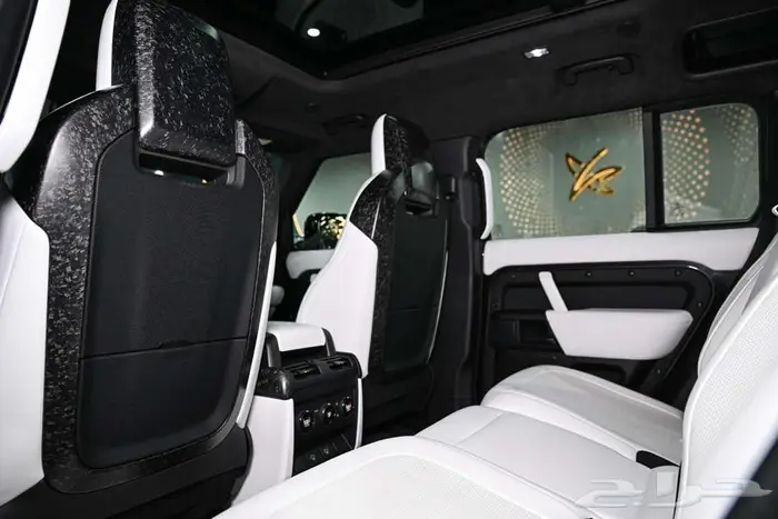 شركة البريمي لسيارات Defender Octa Edition One 13