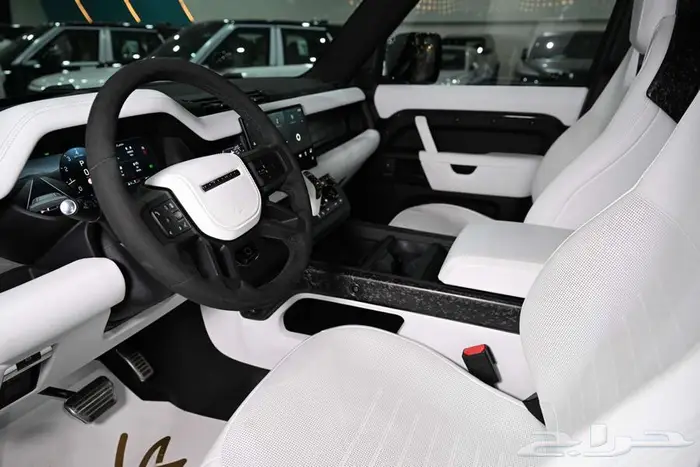 شركة البريمي لسيارات Defender Octa Edition One 9