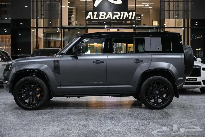 شركة البريمي لسيارات Defender Octa Edition One 2