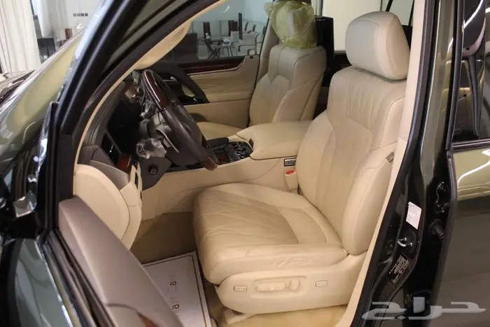 لكزس 2021 LX570 Black Edition 7