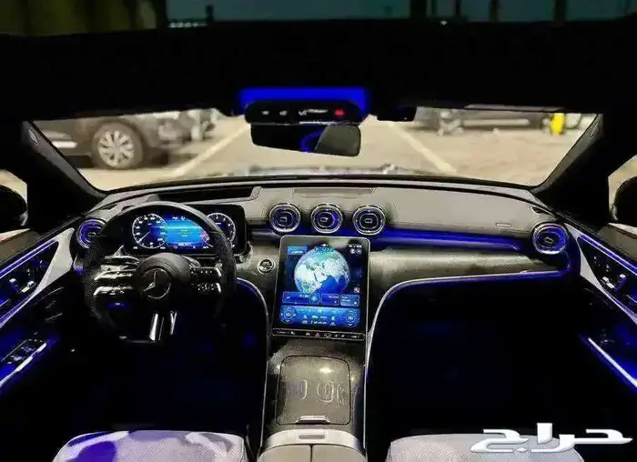 مرسيدس بنز الموديل 2022 - C300 4Matic 11