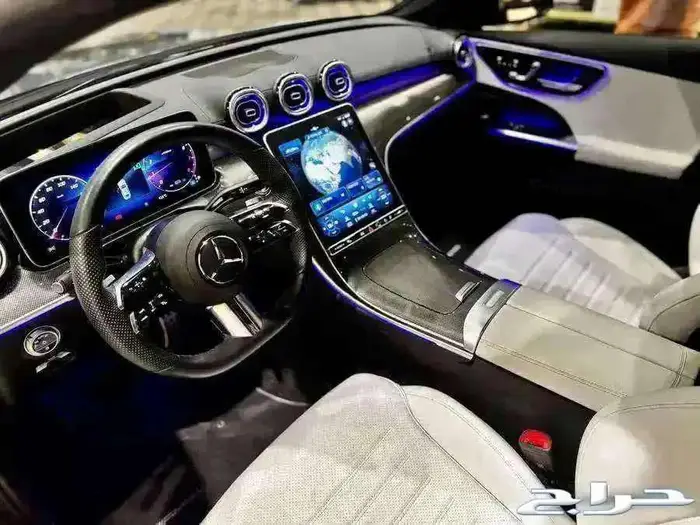 مرسيدس بنز الموديل 2022 - C300 4Matic 10