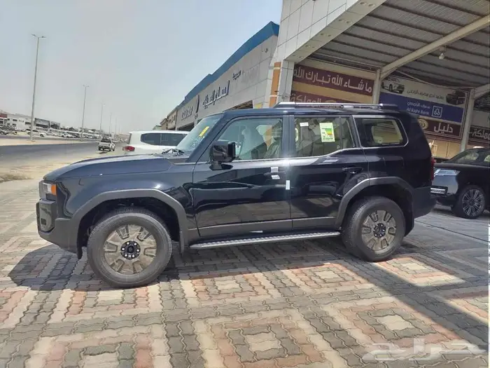 تويوتا برادو TXL3 بنزين موديل 2025 اصفار 9