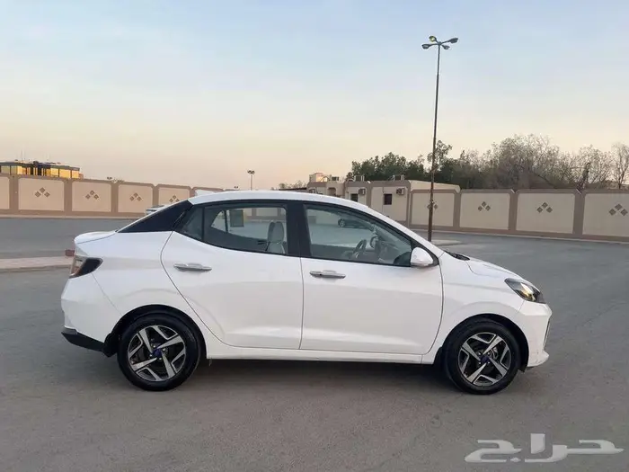 هونداي i10 فل كامل 2024 بدي وكاله مالك اول 13