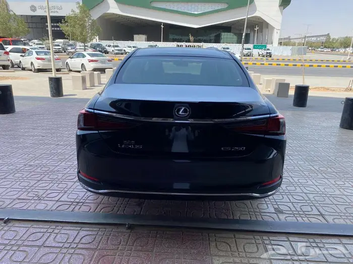لكزس ( ES250 ) AA ستاندر 2025 داخلي ( ابيض) 7