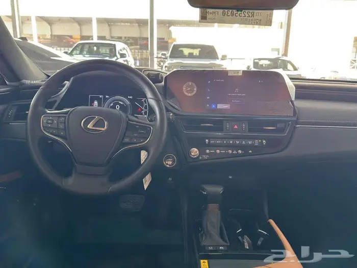 لكزس - ES300 هايبرد - 2024 15