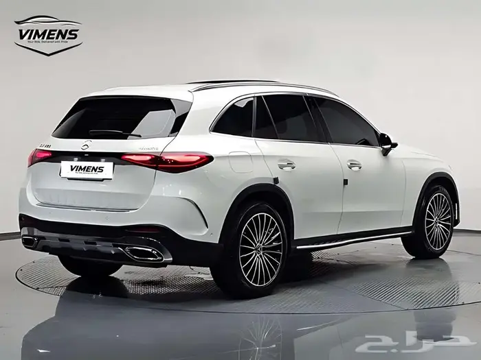 مرسيدس GLC 300 AMG   دفع رباعي 4MATIC 1