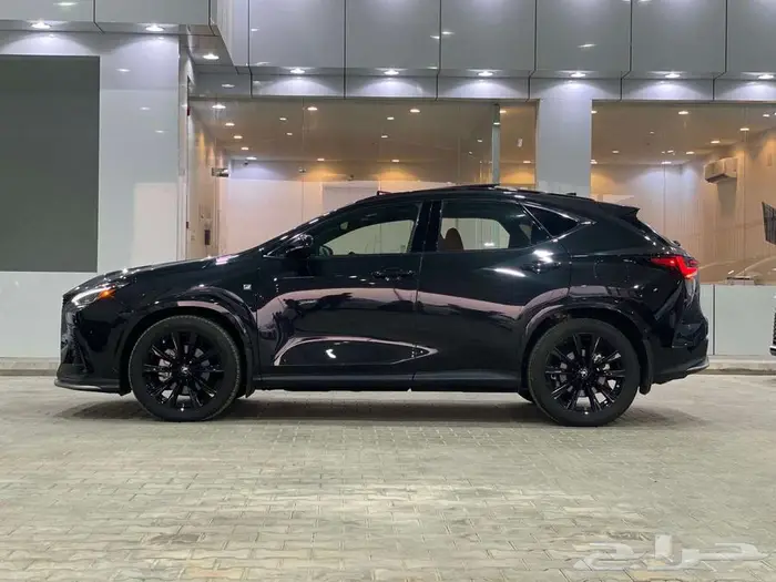 لكزس NX 350 F-sport موديل 2023 3