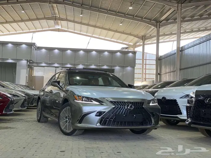 لكزس ES 350 CC بانوراما 2025 - خليجي 7