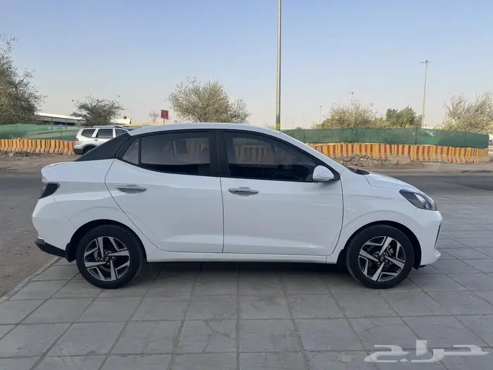 للبيع هونداي I10 اي اتن 2024 ماشي 27 0