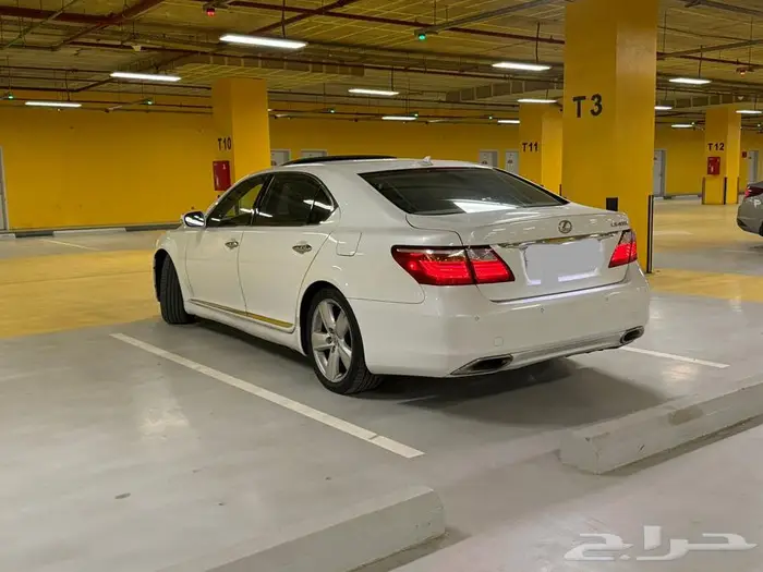 لكزس 460 LS لارج 2011 3