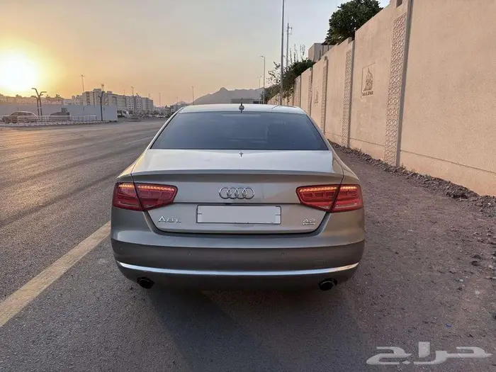 أودي A8L - 2012 - نظييفة 6
