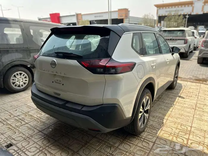 نيسان اكستريل sv بلس بانوراما 2025 كاش وتقسيط 9