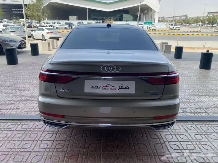 اودي A8L موديل 2019 ذهبي 7