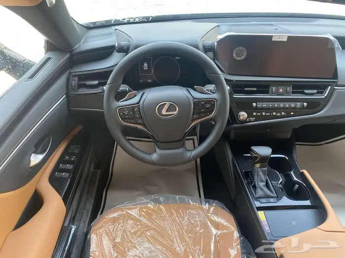 لكزس ES300h AH 2025 سعودي اسود - -ابيض 21