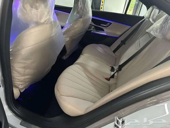 2025 Mercedes E300 4MATIC AMG Line 9