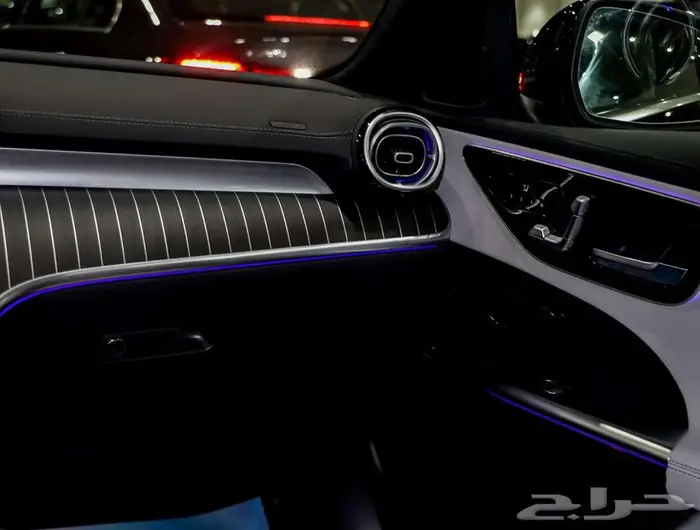 مرسيدس C200 AMG 2025 اصفار ( كاش -بنوك ) 9
