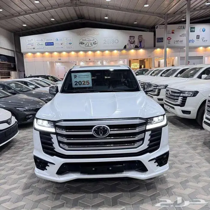 لاند كروزر VXR بريمي فل كامل 2025 0