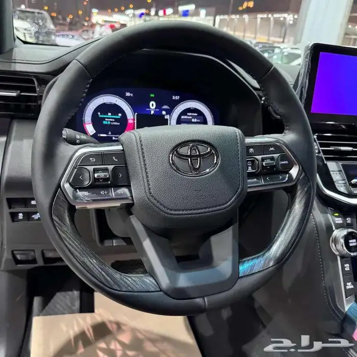 لاند كروزر VXR بريمي فل كلمل 2025 3
