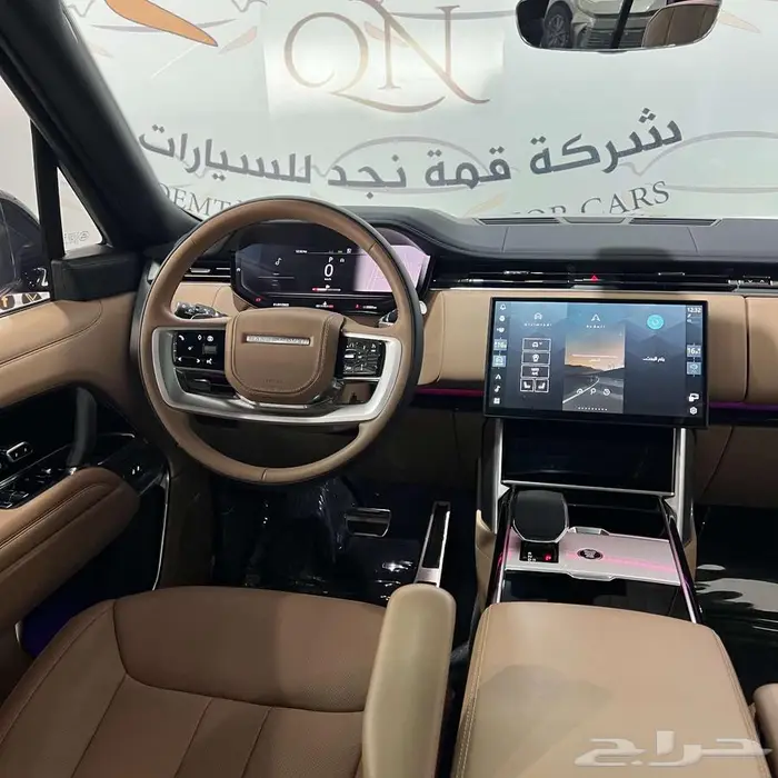 لاندروفر رينج روفر HSE بنزين 2025 ممشى 13 الف 8