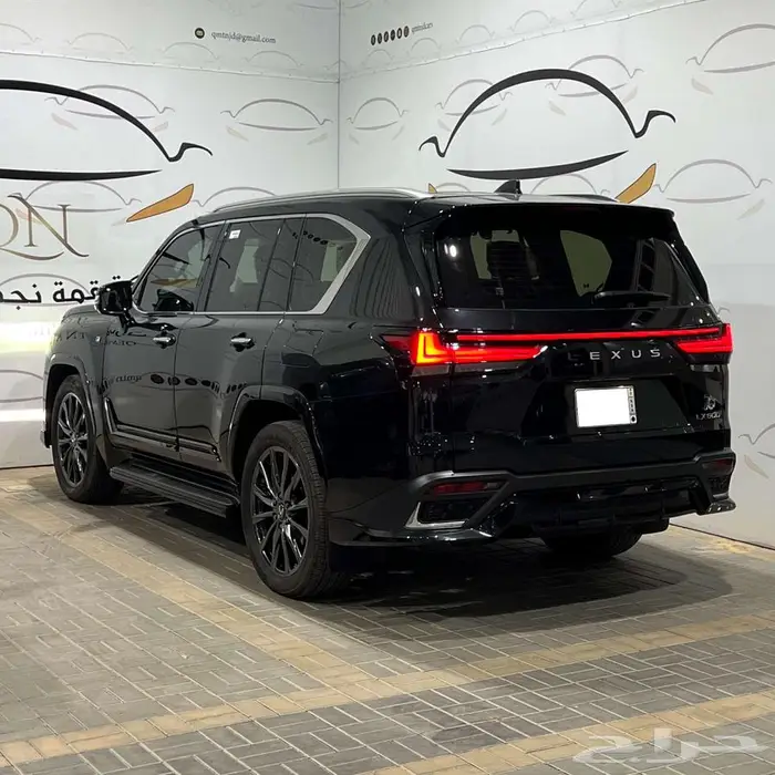 لكزس LX600 اف سبورت بنزين الساير 2025 ممشى 4 الف 2