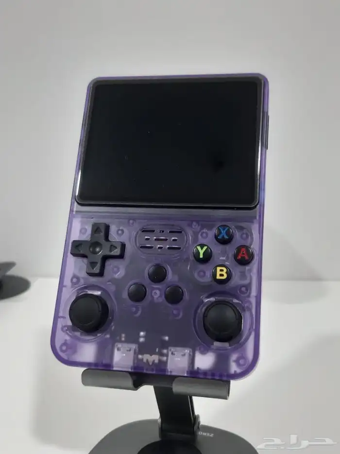 قيم كونسل (  Game Console ) 1
